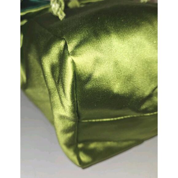 Rare Kate Spade Bombonera Drawstring Pouch Handbag Green Satin With Bow Detail - Picture 10 of 12